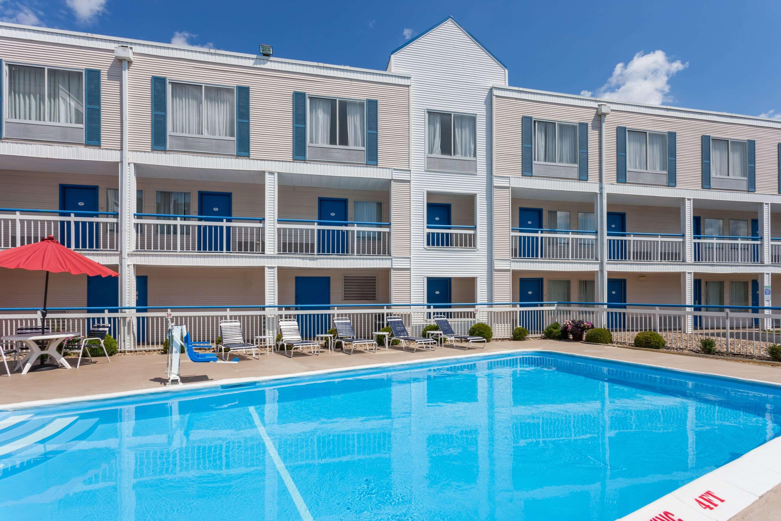Baymont By Wyndham Peoria Hotell Eksteriør bilde